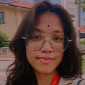 Thirishaa, Pengasuh di Perai
