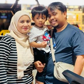 Nor, Babysitter in Sepang