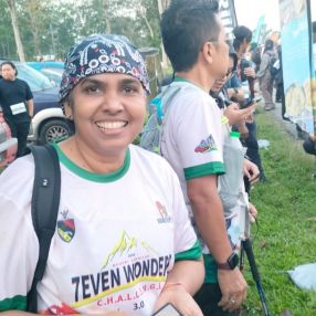 Mariama, Babysitter in Labu