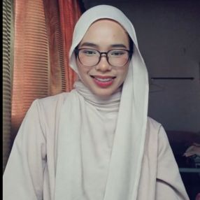 Izzati, Babysitter in Merlimau
