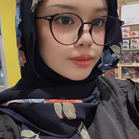 Maisara, Babysitter in Seremban