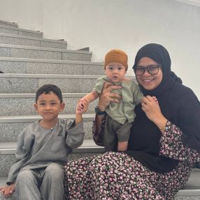 Inna Humairo, Family in Semenyih