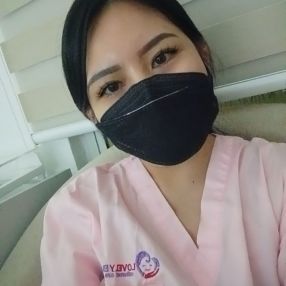 Nella, Babysitter in Semenyih