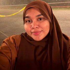 FIRAH., Babysitter in Dengkil