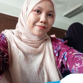 Aleya, Babysitter in Pekan