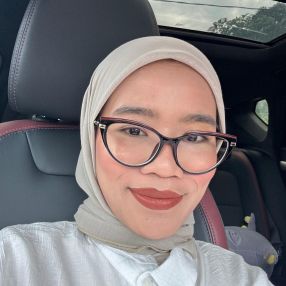 Intan, Babysitter in Simpang Ampat