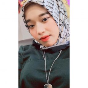 Adanissa, Babysitter in Kampung Raja