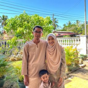 Anis Dalila, Keluarga di Sungai Siput