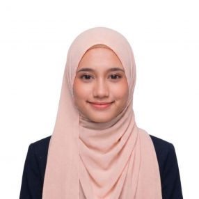yaya, Pengasuh di Ayer Tawar