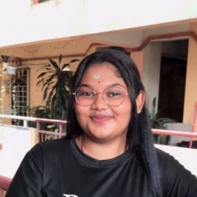 DIVYA SHRI, Babysitter in Rawang