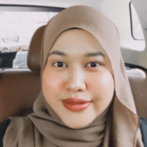 Nurnasuha, Pengasuh di Parit Raja