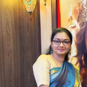 Sudha, Pengasuh di Ayer Keroh