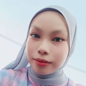 Noralyana, Babysitter in Port Dickson