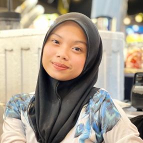 Nur qasrina farhana, Pengasuh di Tasek Gelugor
