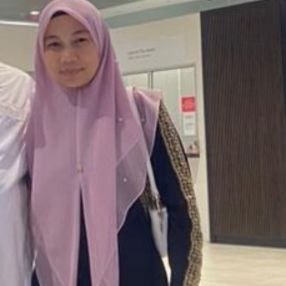 AsMALINA BINTI, Babysitter in Bandar Baru Bangi