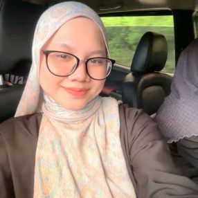 Nur, Babysitter in Langkawi