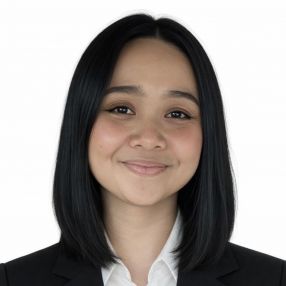 Atieqa, Pengasuh di Dengkil