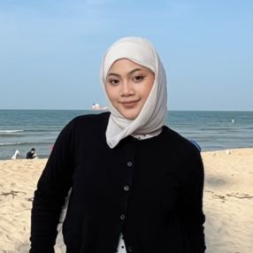 Nabila, Babysitter in Johor Bahru