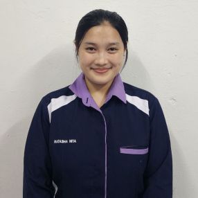 Natashanita, Babysitter in Sibu