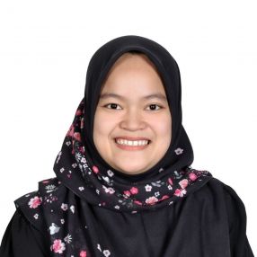 Nurul, Babysitter in Muar