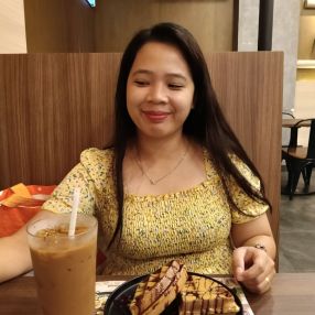 Bibi, Babysitter in Miri