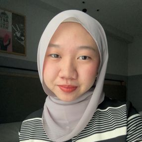 Farah, Pengasuh di Seremban