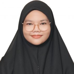 Nor Ika Izzati, Pengasuh di Johor Bahru