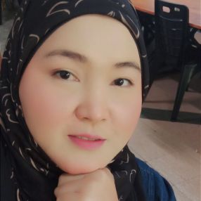 Azila, Pengasuh di Alor Setar
