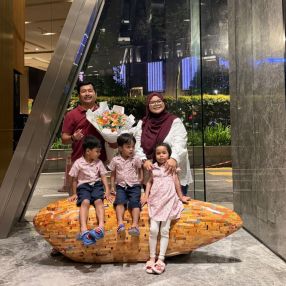 Abu Zarl, Family in Rawang