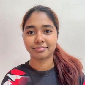 Leynushaa, Babysitter in Klang