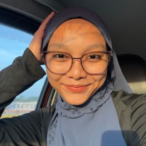 Syahzanani, Babysitter in Batu Pahat