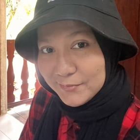 Nor Salina, Babysitter in Kuantan