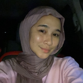 Mahirah, Babysitter in Papar