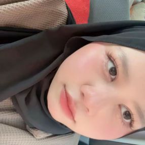 Siti, Pengasuh di Bedong