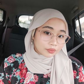 Siti Nur Zakirah, Pengasuh di Seremban