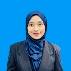 Nur, Babysitter in Bandar Puncak Alam