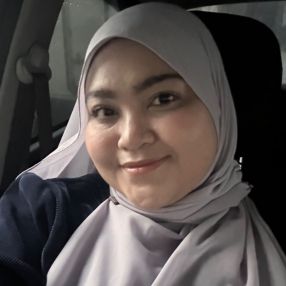 Umi, Babysitter in Puchong