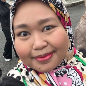 Noor, Babysitter in Kulai