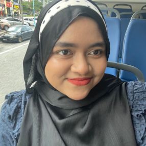 Nurul, Babysitter in Gelugor