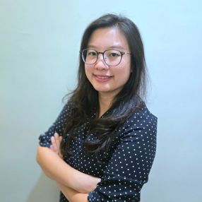 Alice, Pengasuh di Kuala Lumpur