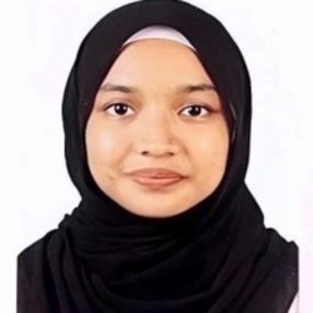 Adriana, Pengasuh di Klang