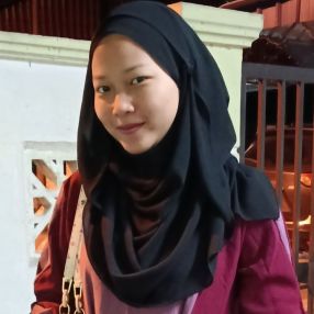 Siti Aisyah, Pengasuh di Senai