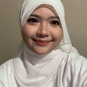Farah, Babysitter in Nilai