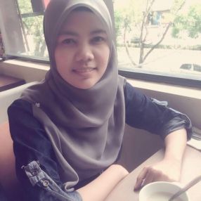 Siti, Pengasuh di Kuala Perlis