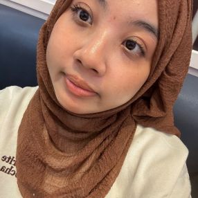 Anis, Babysitter in Tanah Merah