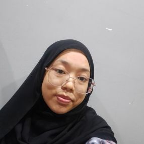 ع, Pengasuh di Kajang