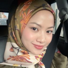 Batrisyia, Pengasuh di Rawang
