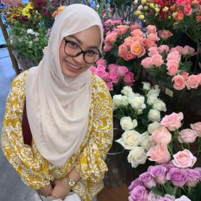 Nur Ikrema, Pengasuh di Johor Bahru