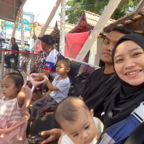 Jufazrin, Keluarga di Banting