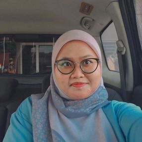 Wawa, Pengasuh di Ayer Keroh